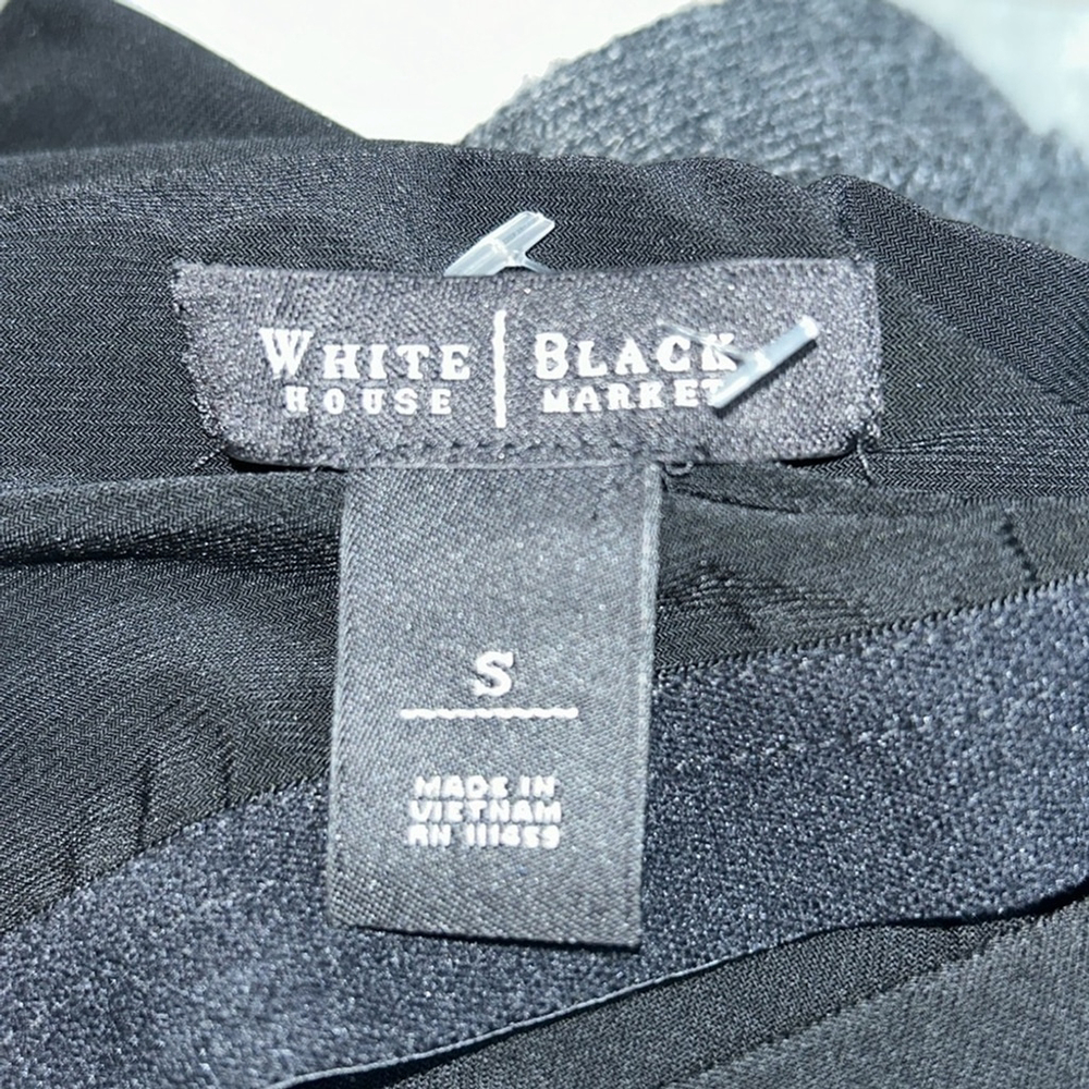 White House Black Market: Black, Tie Halter Top, Size Small - Picture 6 of 7